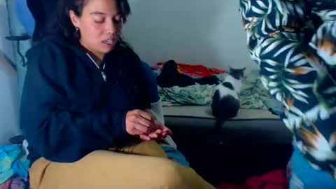 Amara Julia online show from December 17, 1:11 am