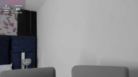 Snapshot of amarettho chatting on January 30, 11:01 am Emily online show from January 30, 11:01 am