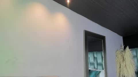 Snapshot of amarettho chatting on February 11, 11:43 am Emily online show from February 11, 11:43 am