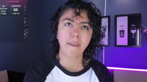 Snapshot of amarettho chatting on March 4, 11:29 am Emily online show from March 4, 11:29 am