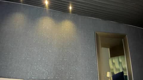 Snapshot of amarettho chatting on March 5, 12:00 pm Emily online show from March 5, 12:00 pm