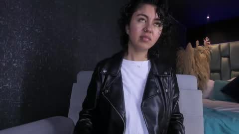 Snapshot of amarettho chatting on March 6, 10:09 am Emily online show from March 6, 10:09 am