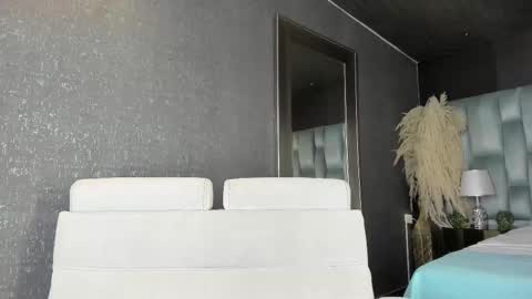 Snapshot of amarettho chatting on September 12, 11:54 am Emily online show from September 12, 11:54 am