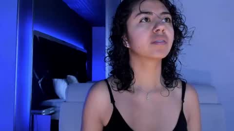 Snapshot of amarettho chatting on September 15, 11:21 am Emily online show from September 15, 11:21 am