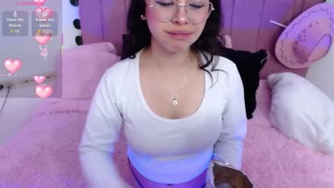 Criss online show from December 4, 1:26 am