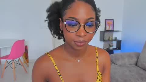 Snapshot of amatiistur chatting on November 22, 7:13 pm Tammy online show from November 22, 7:13 pm