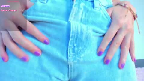 Snapshot of amatista_4 chatting on February 25, 9:57 pm Amatista online show from February 25, 9:57 pm