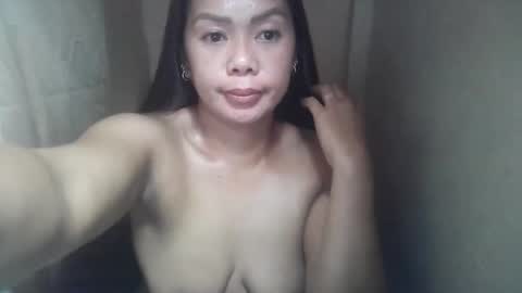 SizzlingAss4u online show from May 12, 10:51 pm