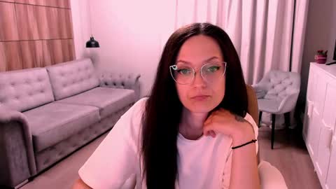 Izza online show from May 30, 11:40 am