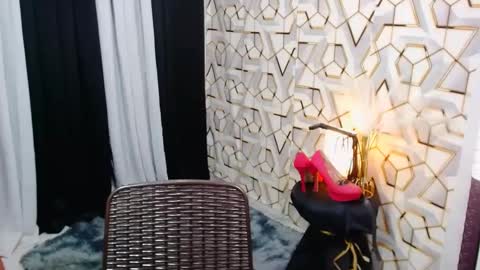 Snapshot of amazingjhanna chatting on February 3, 2:24 pm amazingjhanna online show from February 3, 2:24 pm