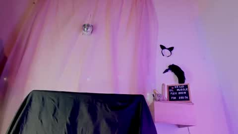 Ambar fitness88 online show from January 11, 1:11 pm