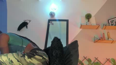 Snapshot of ambar_fitness88 chatting on July 17, 11:50 am Ambar fitness88 online show from July 17, 11:50 am