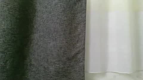 Snapshot of ambar_jasiri chatting on February 3, 8:13 am Mia online show from February 3, 8:13 am