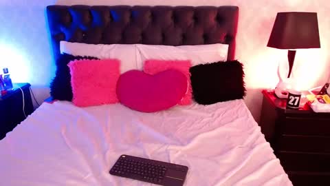 Ambar Jones online show from February 12, 7:55 am