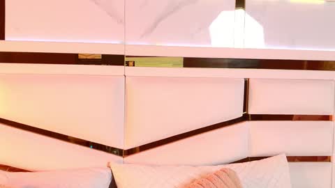 Julieta  online show from November 24, 11:32 am