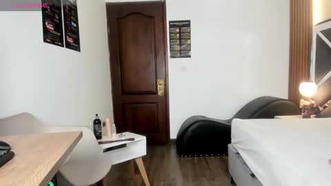 Ambar Ross online show from March 12, 2:12 pm