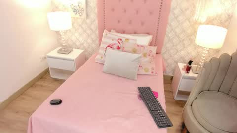 Snapshot of amber__ferrera chatting on February 17, 11:40 am amber ferrera online show from February 17, 11:40 am