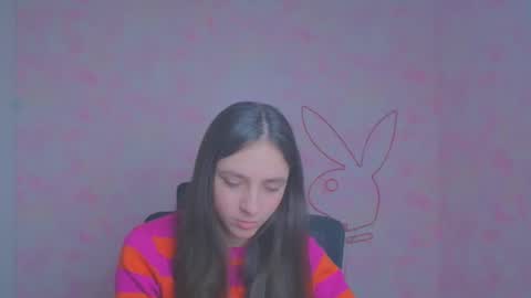 Snapshot of amber__r chatting on February 18, 6:42 am Amber online show from February 18, 6:42 am