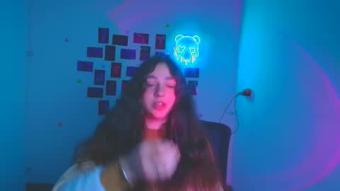 Snapshot of amber__r chatting on March 22, 6:39 am Amber online show from March 22, 6:39 am