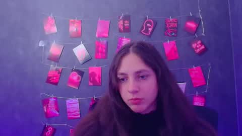 Snapshot of amber__r chatting on March 25, 6:36 pm Amber online show from March 25, 6:36 pm