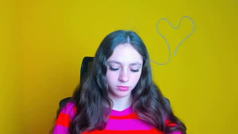 Snapshot of amber__r chatting on April 1, 5:19 am Amber online show from April 1, 5:19 am
