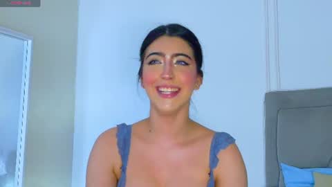 amber_bull online show from June 11, 3:10 pm