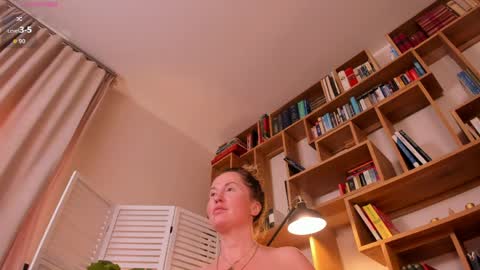 Amber online show from April 2, 8:45 am