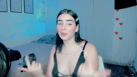 amber online show from March 4, 9:43 pm