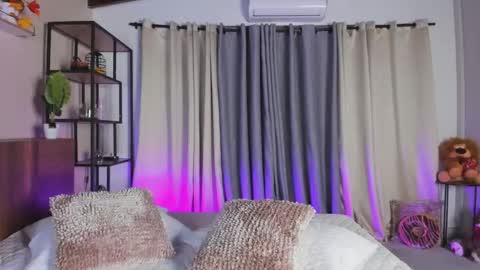 Amber online show from September 11, 9:04 pm