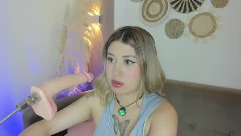 Snapshot of amber_palmer chatting on May 31, 2:02 pm amber_palmer online show from May 31, 2:02 pm
