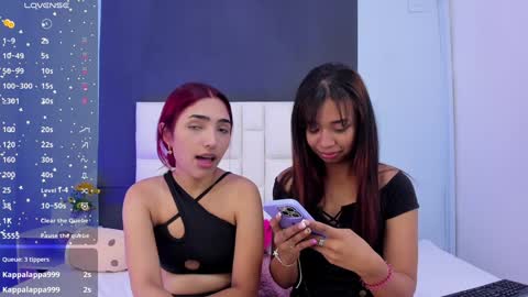 Amber Baker  online show from December 4, 2:59 pm