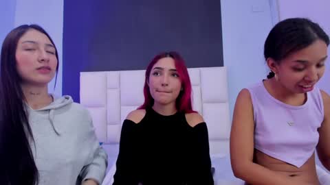 Amber Baker  online show from January 14, 3:15 pm