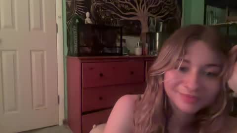 Snapshot of amberhearts chatting on July 20, 10:39 am AmberHeart online show from July 20, 10:39 am