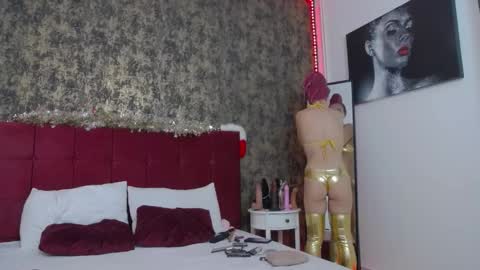 Snapshot of amberminxy chatting on January 8, 12:51 pm AmberMinxy online show from January 8, 12:51 pm