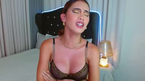  - DONT FORGET TO FOLLOW AND GIVE ME THUMBS UP online show from December 15, 5:34 am