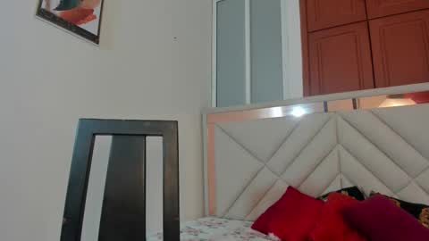 Snapshot of amberqueenx1 chatting on March 3, 12:11 pm amberqueenx1 online show from March 3, 12:11 pm