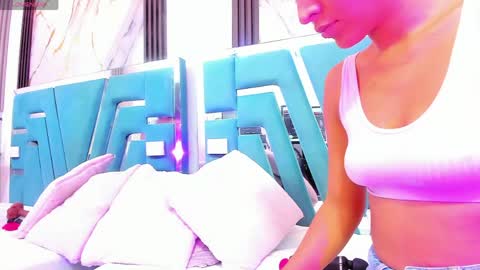 Amber online show from May 24, 5:51 pm