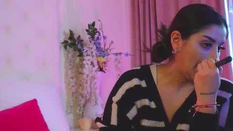 Amberseyes online show from March 2, 7:37 am