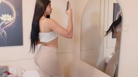 ambers online show from November 26, 1:45 pm