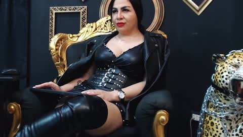 AMBER online show from February 8, 9:03 am