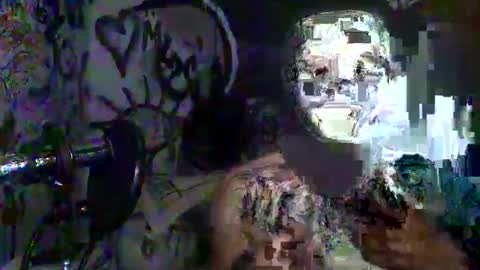 Snapshot of ambicion666 chatting on October 24, 5:48 am ambicion666 online show from October 24, 5:48 am