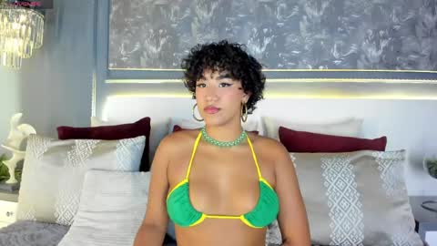 Ambra Cohelo  online show from June 2, 11:23 am