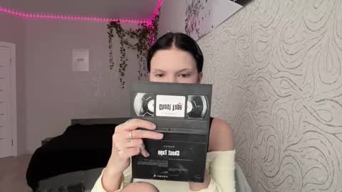 Alica online show from December 4, 11:19 am