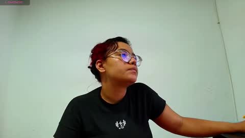 Snapshot of ameli_and_lucas chatting on January 8, 4:02 am Amelia Lucas online show from January 8, 4:02 am