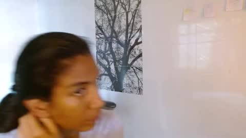 amelia  online show from April 17, 3:15 pm