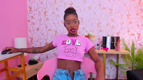 Amelia Adams online show from March 5, 10:21 pm