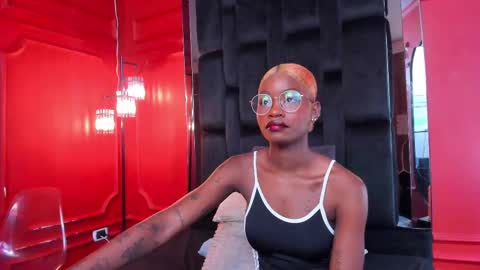 Amelia Adams online show from September 13, 6:18 pm