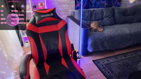 Snapshot of amelia_aley_ chatting on February 5, 10:53 am Amelia Aley online show from February 5, 10:53 am