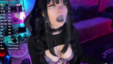 Snapshot of amelia_aley_ chatting on April 13, 10:21 am Amelia Aley online show from April 13, 10:21 am