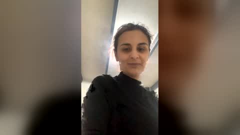 amelia online show from December 2, 10:05 pm